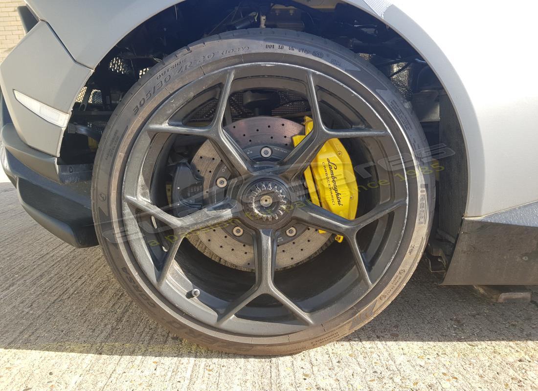 lamborghini 2018 (performante coupe) mit 0 meilen, wird für die demontage vorbereitet #20