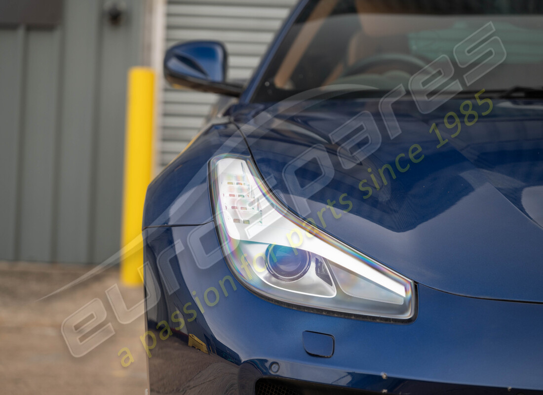 ferrari gtc4 lusso (rhd) mit tbc, wird für die demontage vorbereitet #23