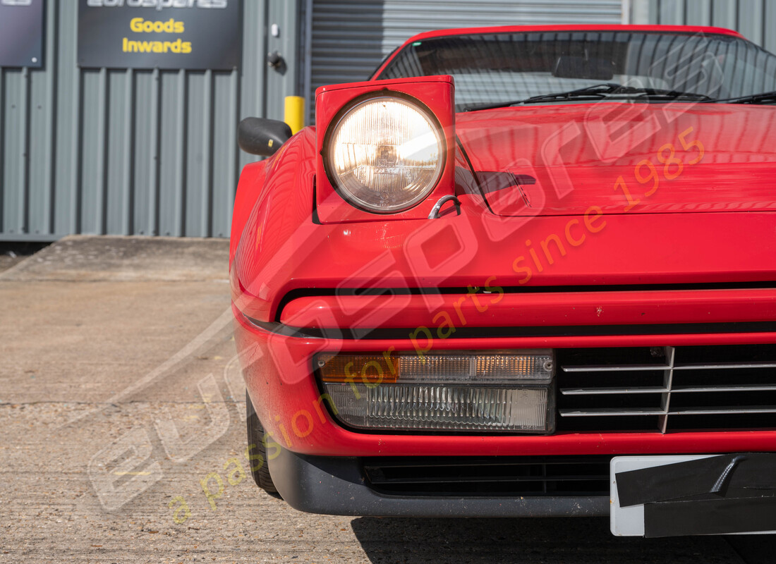 ferrari 328 (1988) wird für die demontage vorbereitet #10