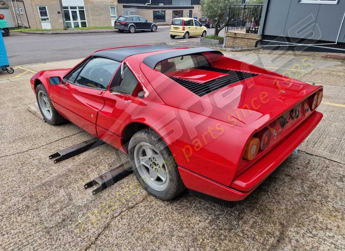 ferrari 328 (1985) mit 28,673 kilometern, vorbereitet für den abbau #3