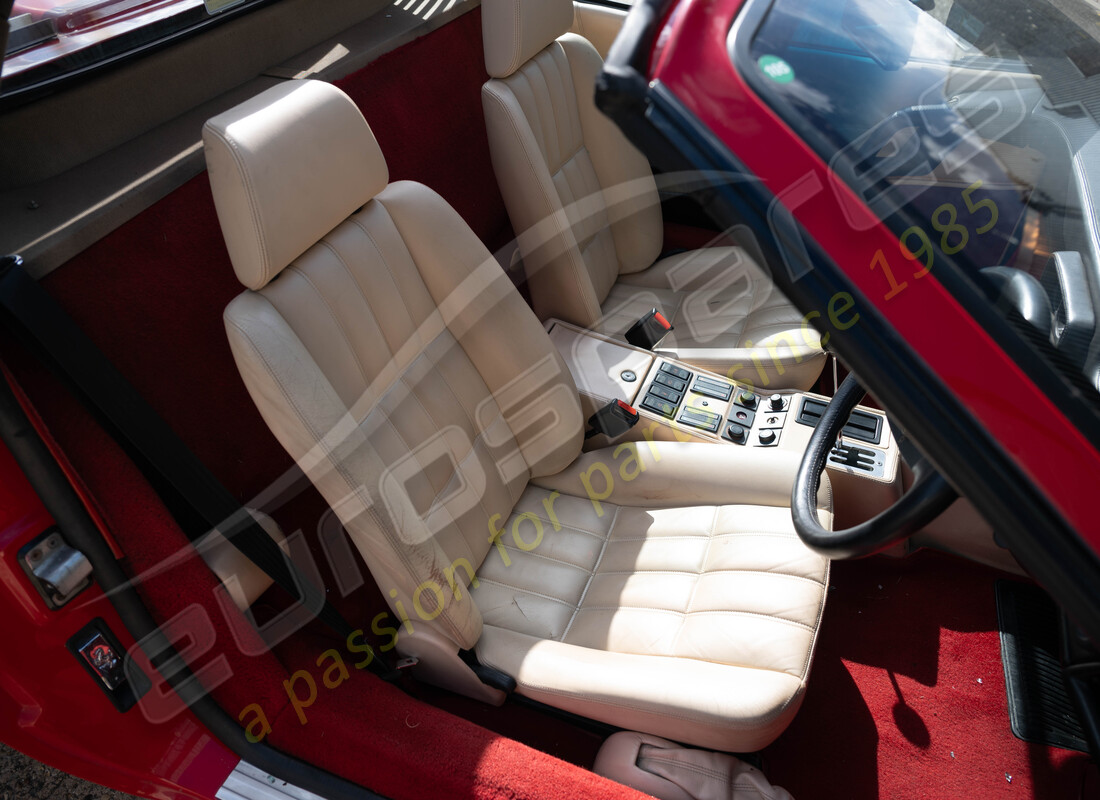 ferrari 328 (1988) wird für die demontage vorbereitet #15