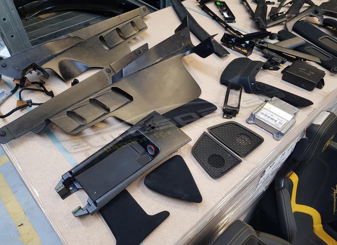 lamborghini 2018 (performante coupe) mit 0 meilen, wird für die demontage vorbereitet #13