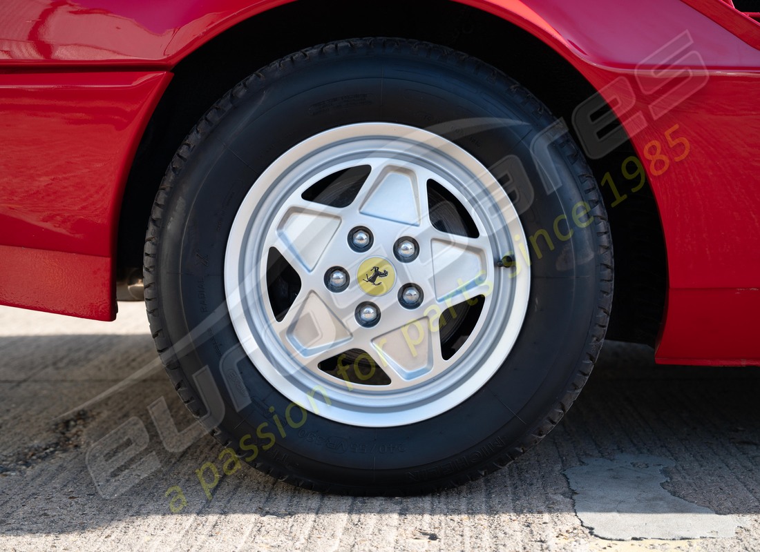 ferrari mondial 3.2 qv (1987) mit 83223, bereit zur demontage #30