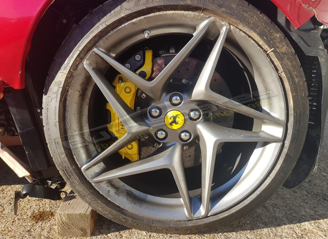 ferrari f8 spider mit 940 meilen, wird für die demontage vorbereitet #19