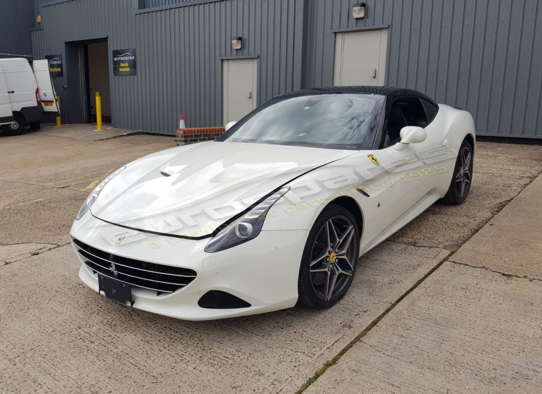 ferrari california t (europe) mit unbekannt, wird zur demontage vorbereitet #1