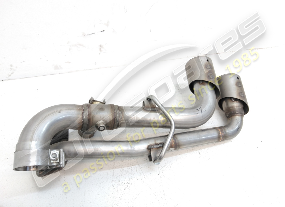 neues ferrari rechtes endrohr. teilenummer 216040 (5)