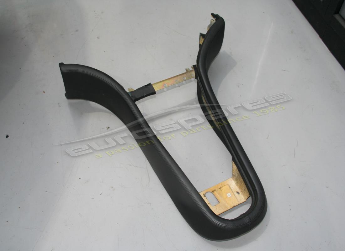 GEBRAUCHTE Ferrari TUNNELABDECKUNGSKONSOLE. TEILENUMMER 647035.. (1)