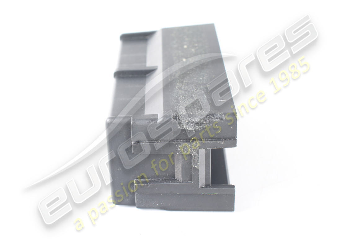 neue sicherungsabdeckung ferrari. teilenummer 70001621 (2)