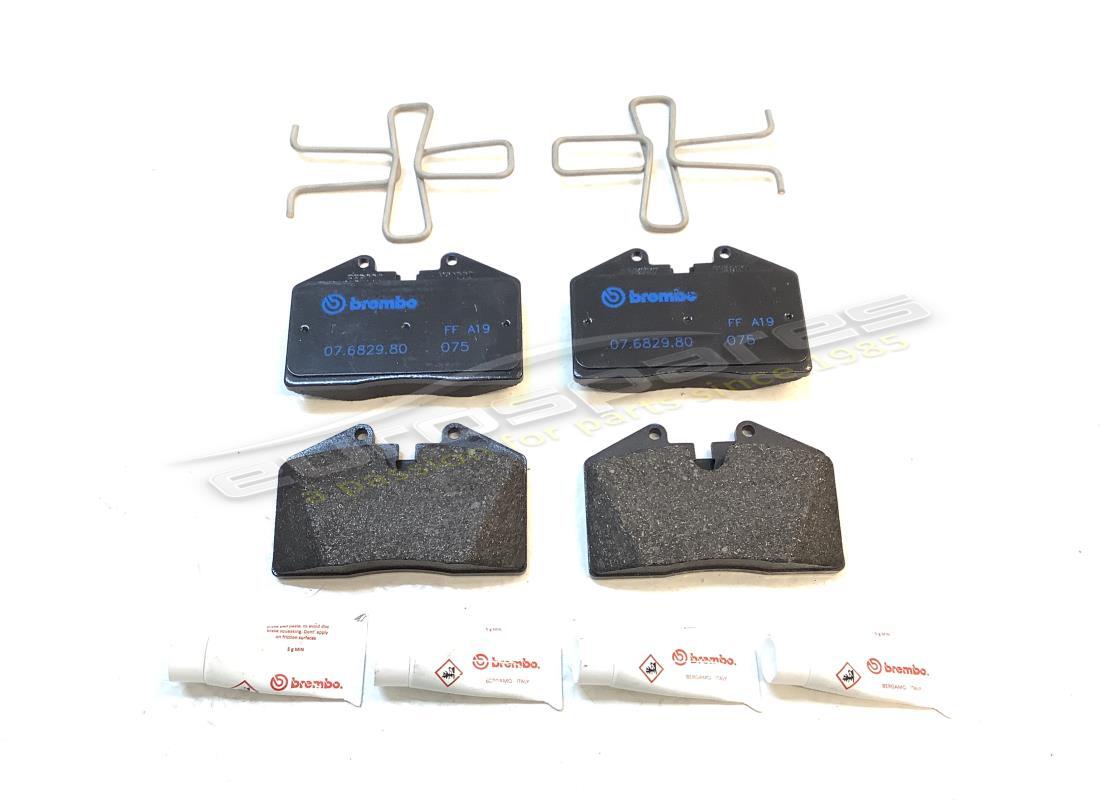 neu maserati hinten bremsbelagsatz. teilenummer 673010317 (1)