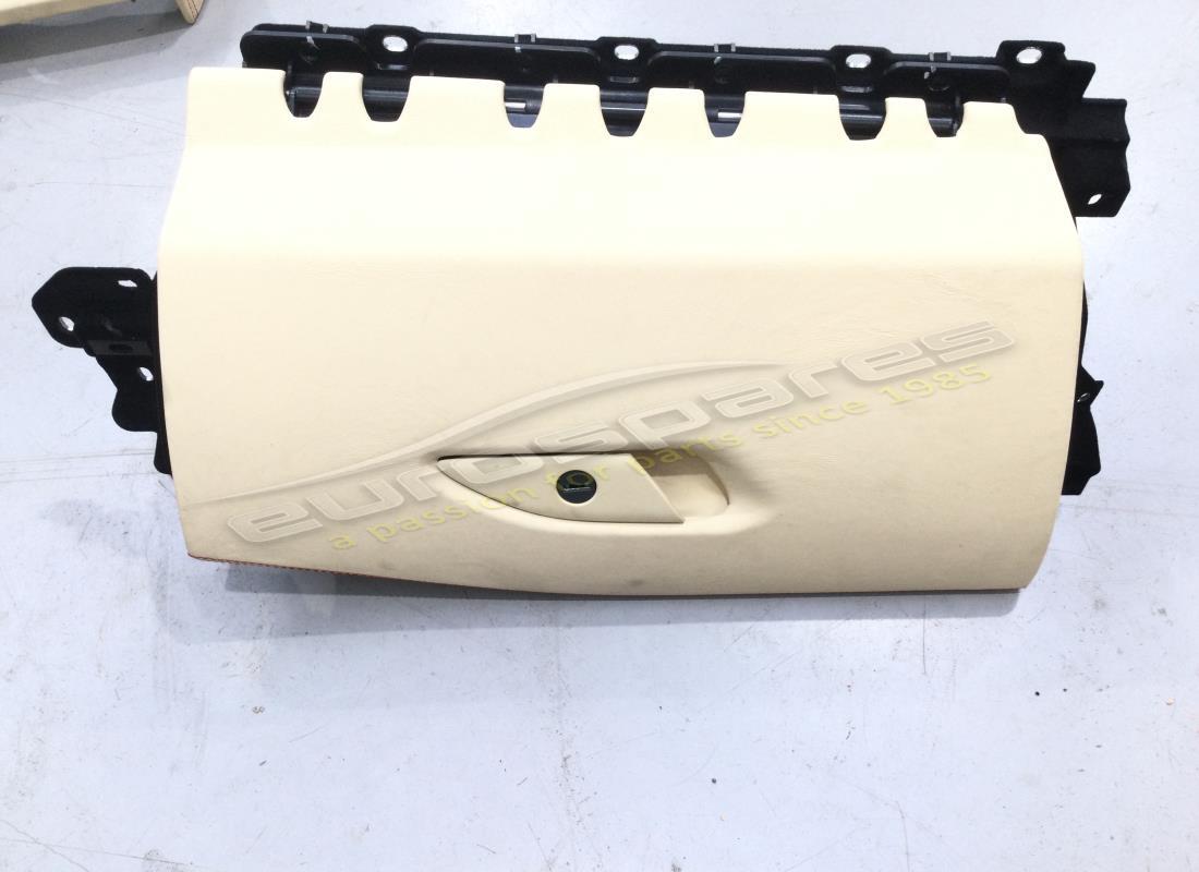 GEBRAUCHT Ferrari SPORTELLO VANO CASSETTO KOMPLETT. TEILENUMMER 884711 (1)