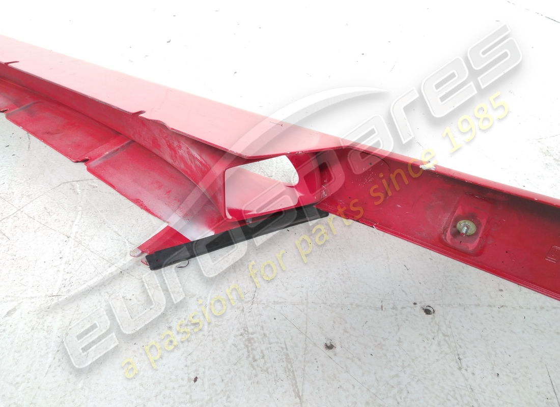 verwendet ferrari abdeckung für linken seitenträger. teilenummer 64101210 (5)