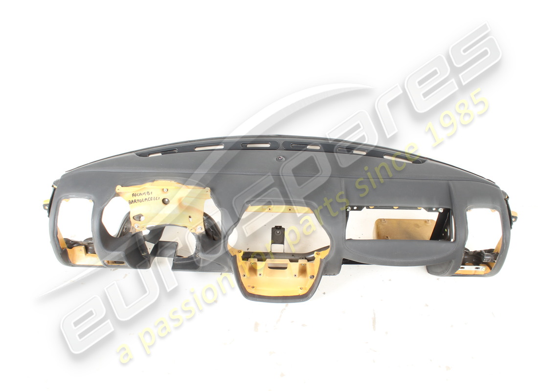 neues (anderes) ferrari dashboard. teilenummer 676850.. (2)