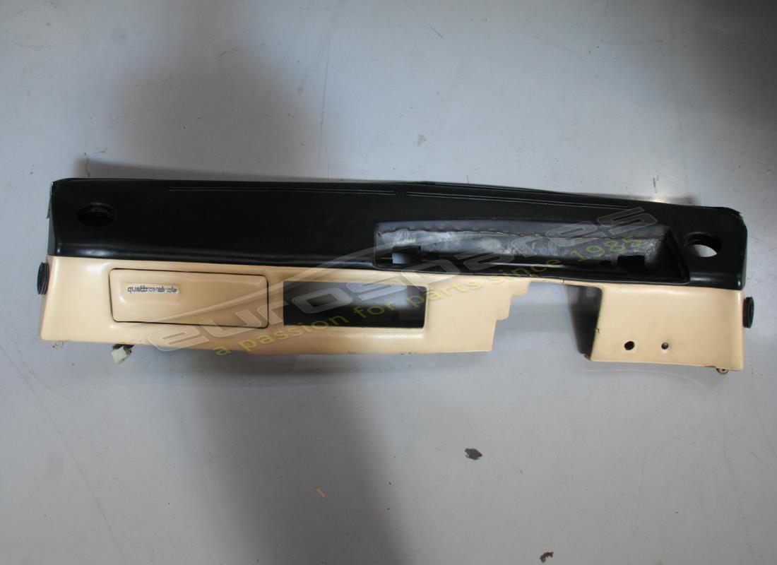 GEBRAUCHT Ferrari OBERES ARMATURENBRETT RHD 4V . TEILENUMMER 61130400 (1)