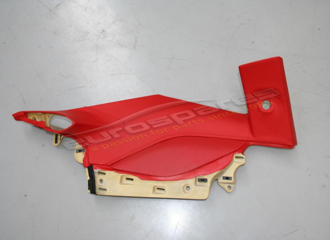 GEBRAUCHT Ferrari BEFESTIGUNGSVERKLEIDUNG DER HINTEREN KABINENBELEUCHTUNG LINKS . TEILENUMMER 846025.. (1)