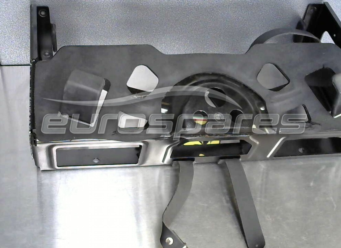 gebrauchte ferrari ersatzradhalterung. teilenummer 280415 (1)