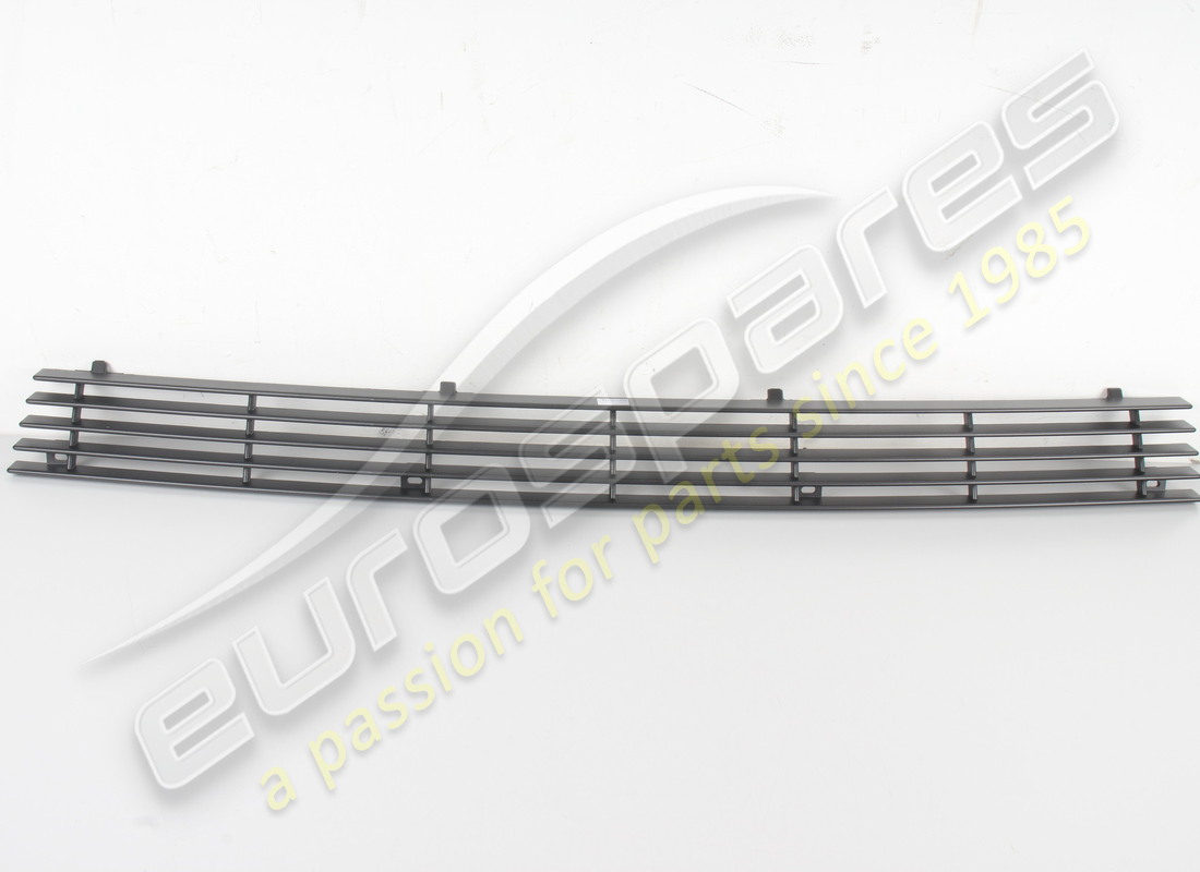 NEUER MASERATI FRONTSTOßSTANGENGRILL. TEILENUMMER 366300346 (2) neuer maserati frontstoßstangengrill. teilenummer 366300346 (2)