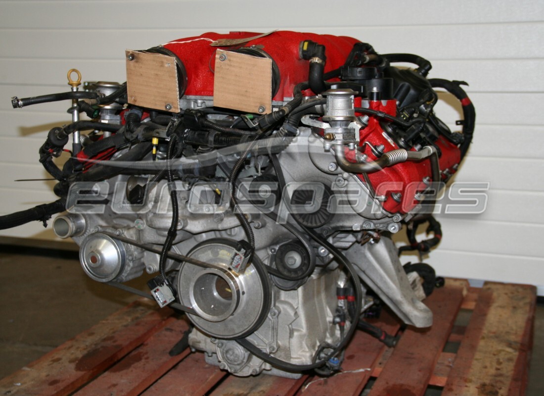 gebrauchter ferrari california motor. teilenummer 264696 (1)