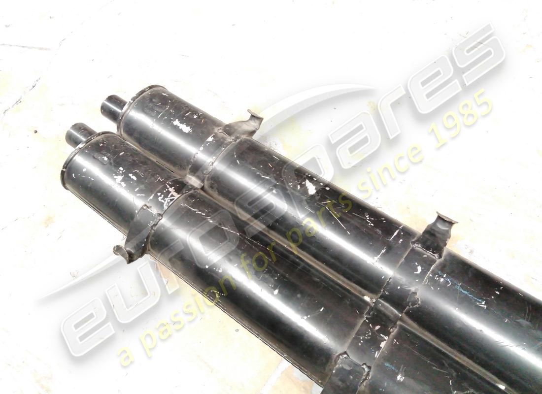 neuer ferrari hauptschalldämpfer. teilenummer 128790 (3)