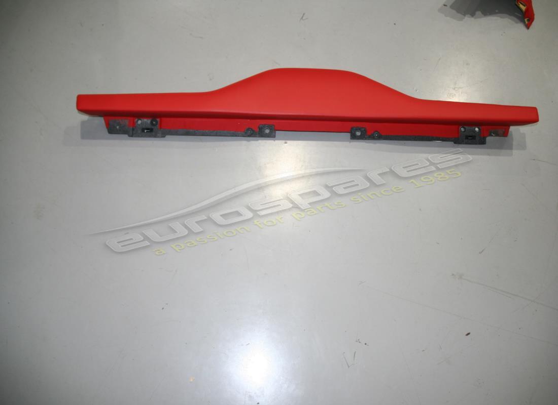 GEBRAUCHTE Ferrari GEPÄCKHALTERIPPE. TEILENUMMER 845311.. (1)