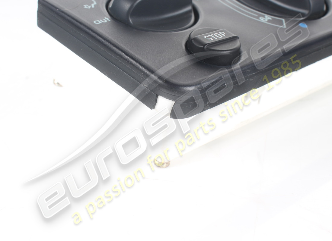 GEBRAUCHTES FERRARI KLIMAANLAGEN-BEDIENFELD (FAHRENHEIT). TEILENUMMER 65433300 (6) gebrauchtes ferrari klimaanlagen-bedienfeld (fahrenheit). teilenummer 65433300 (6)