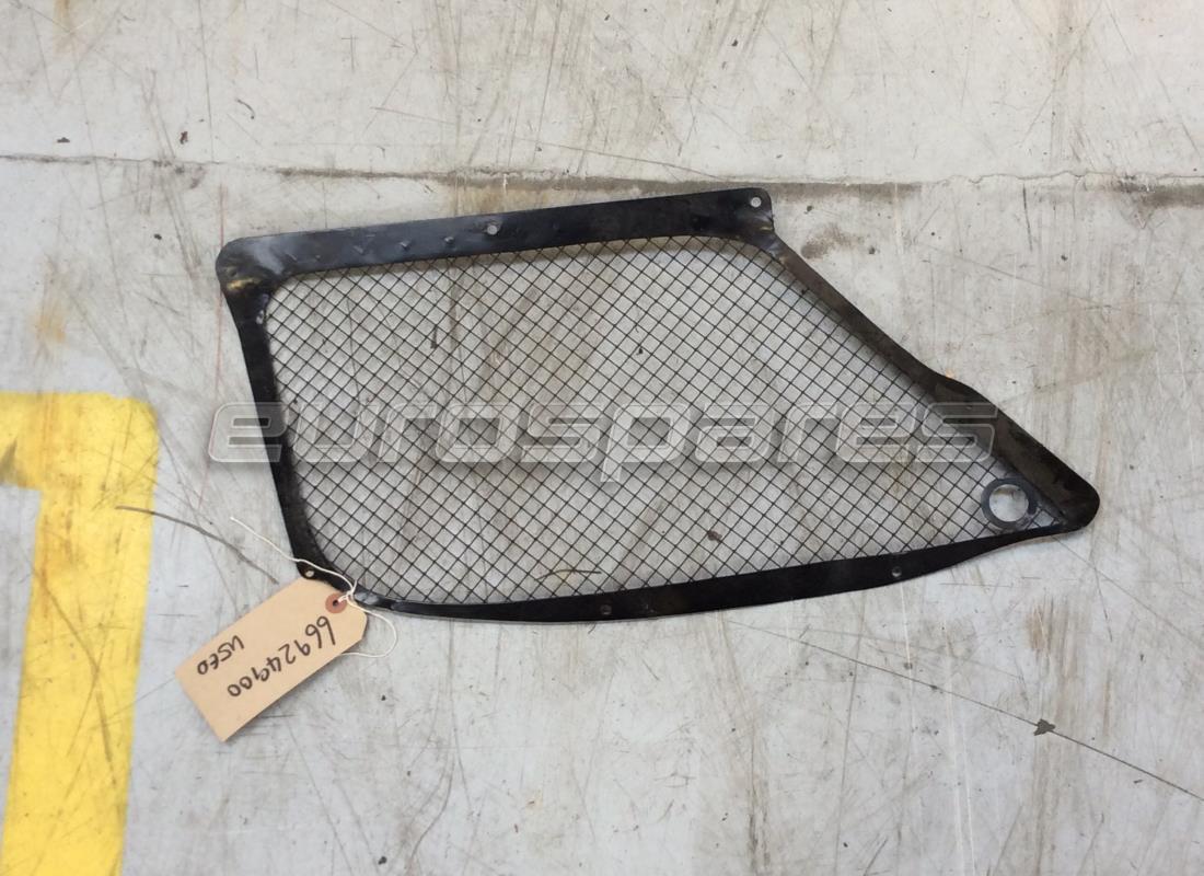 GEBRAUCHTER Ferrari STOßSTANGE LINKER GRILL. TEILENUMMER 66924900 (1)