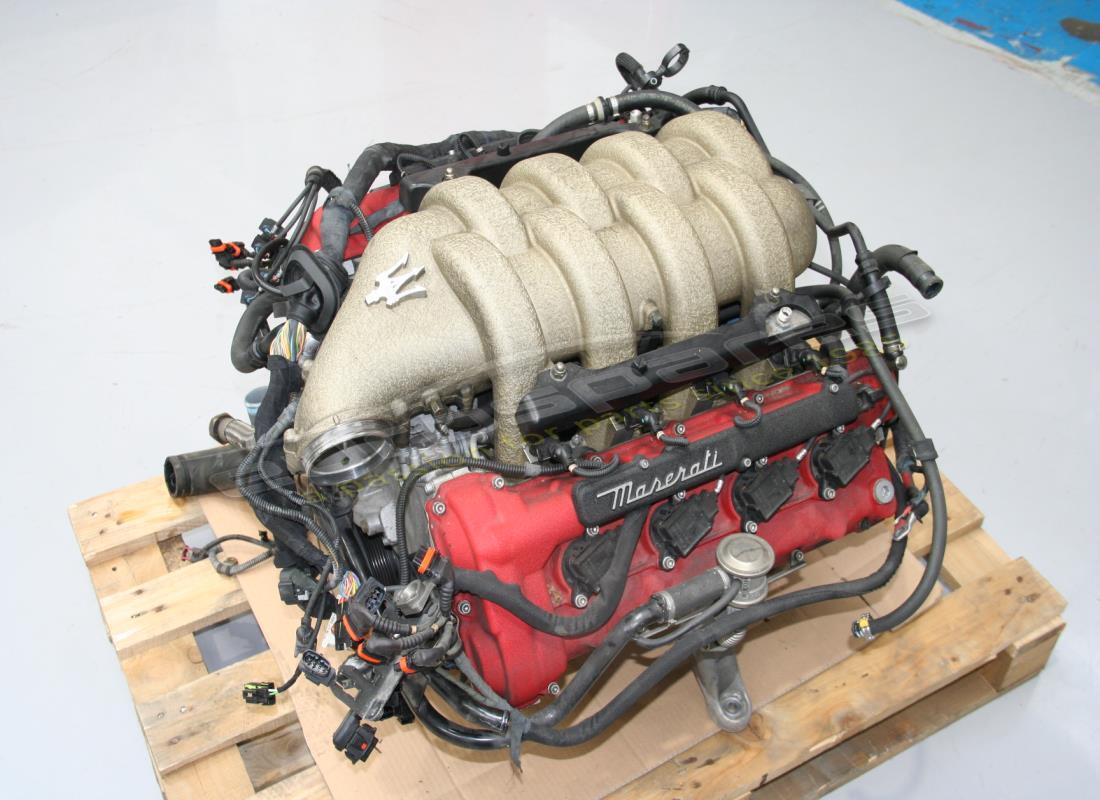 GEBRAUCHTER Maserati 4200 MOTOR. TEILENUMMER 736043087 (1)