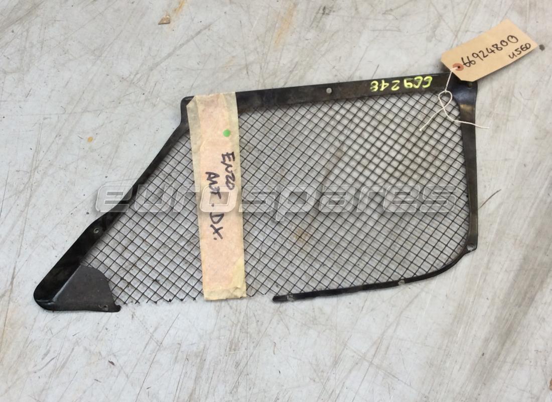 GEBRAUCHTER Ferrari STOßSTANGE LINKER GRILL. TEILENUMMER 66924800 (1)