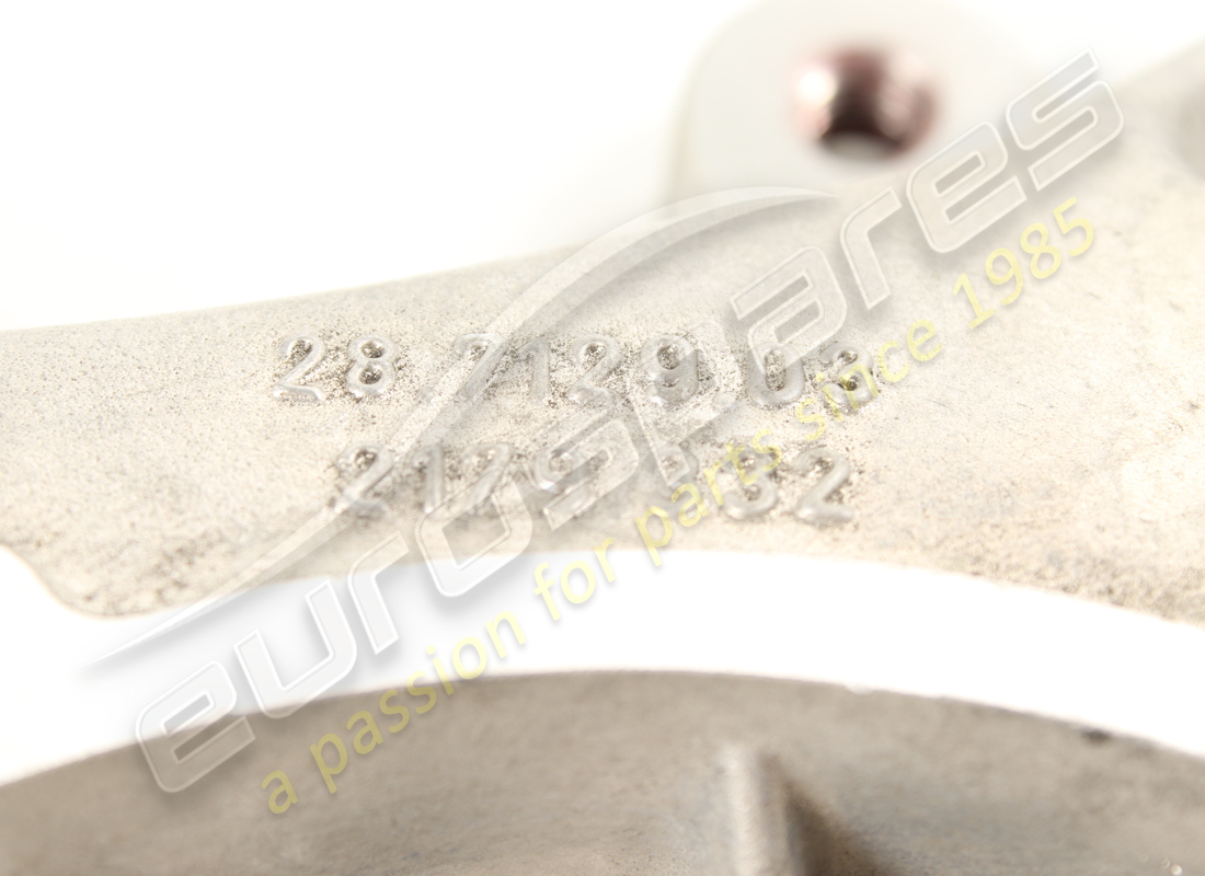 neu ferrari achsschenkel vorne links und hinten rechts. teilenummer 179330 (3)