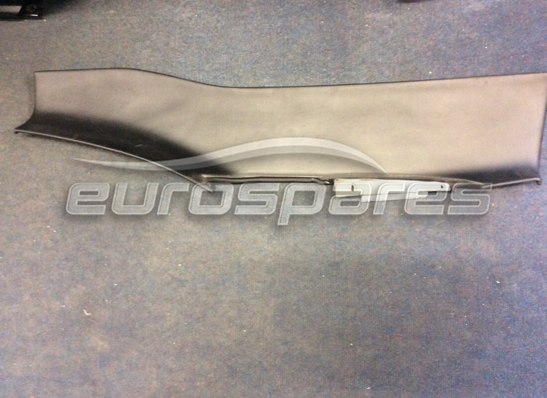 GEBRAUCHT Ferrari KOMPLETTE RECHTE TÜRVERKLEIDUNG. TEILENUMMER 831355.. (1)