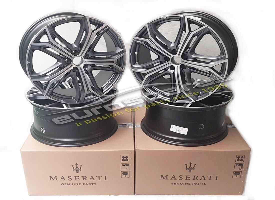 neu maserati 21'' räder set (helios). teilenummer 980001198 (1)
