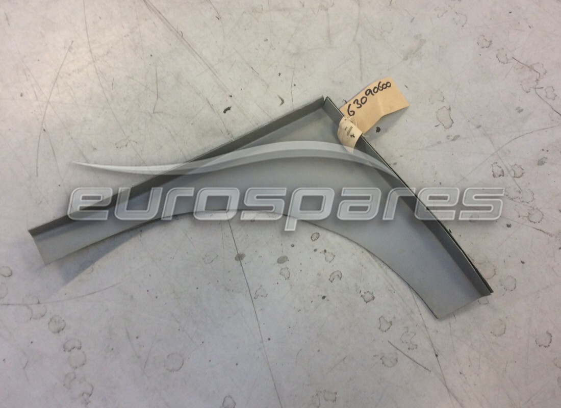 neuer ferrari rechter hinterer radkasten vorne. teilenummer 63090600 (1)