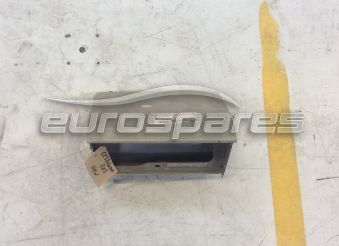NEUE Ferrari RECHTE HAUPTLICHTGEHÄUSEEINHEIT. TEILENUMMER 62520400 (1)
