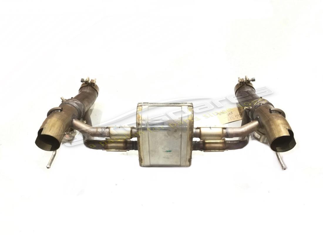 GEBRAUCHTER Ferrari MITTELSCHALLDÄMPFER. TEILENUMMER 844312 (1)