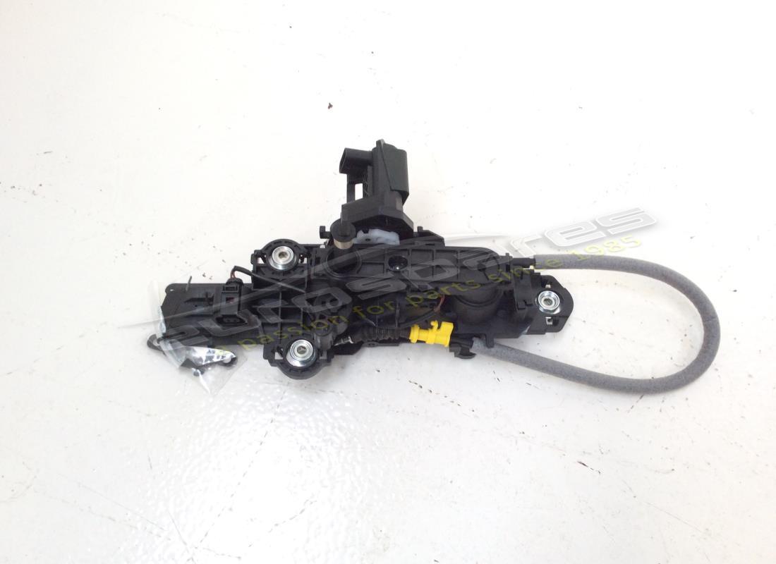 neue lamborghini montagehalterung. teilenummer 4t1837885d (1)