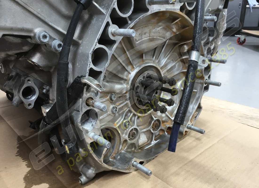 gebrauchter ferrari tributo-motor. teilenummer 985000334 (8)