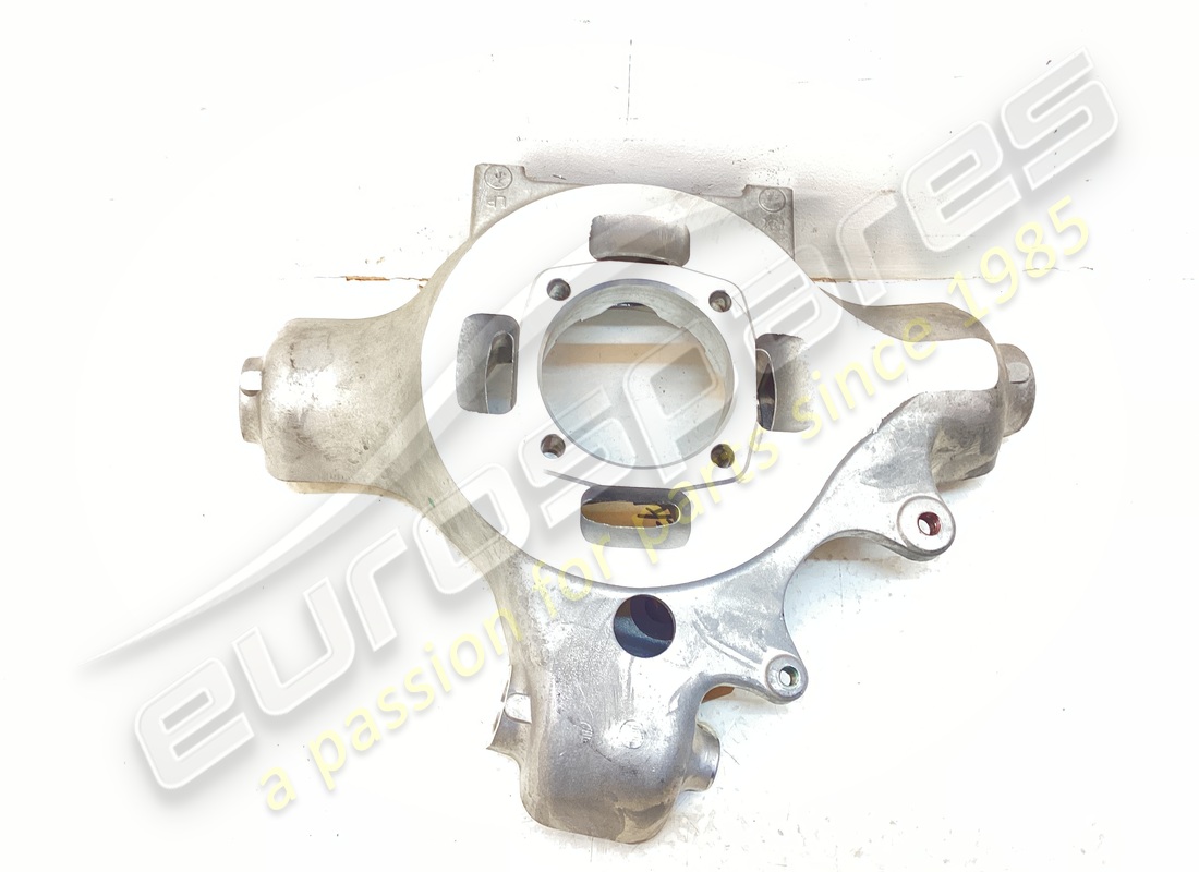 neu ferrari achsschenkel vorne links und hinten rechts. teilenummer 179330 (1)