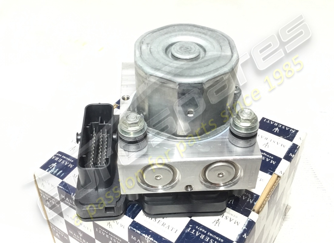 neues maserati abs/asr-hydraulikgerät nla im hq, prüfen sie den lager vor ort. teilenummer 673001939 (1)