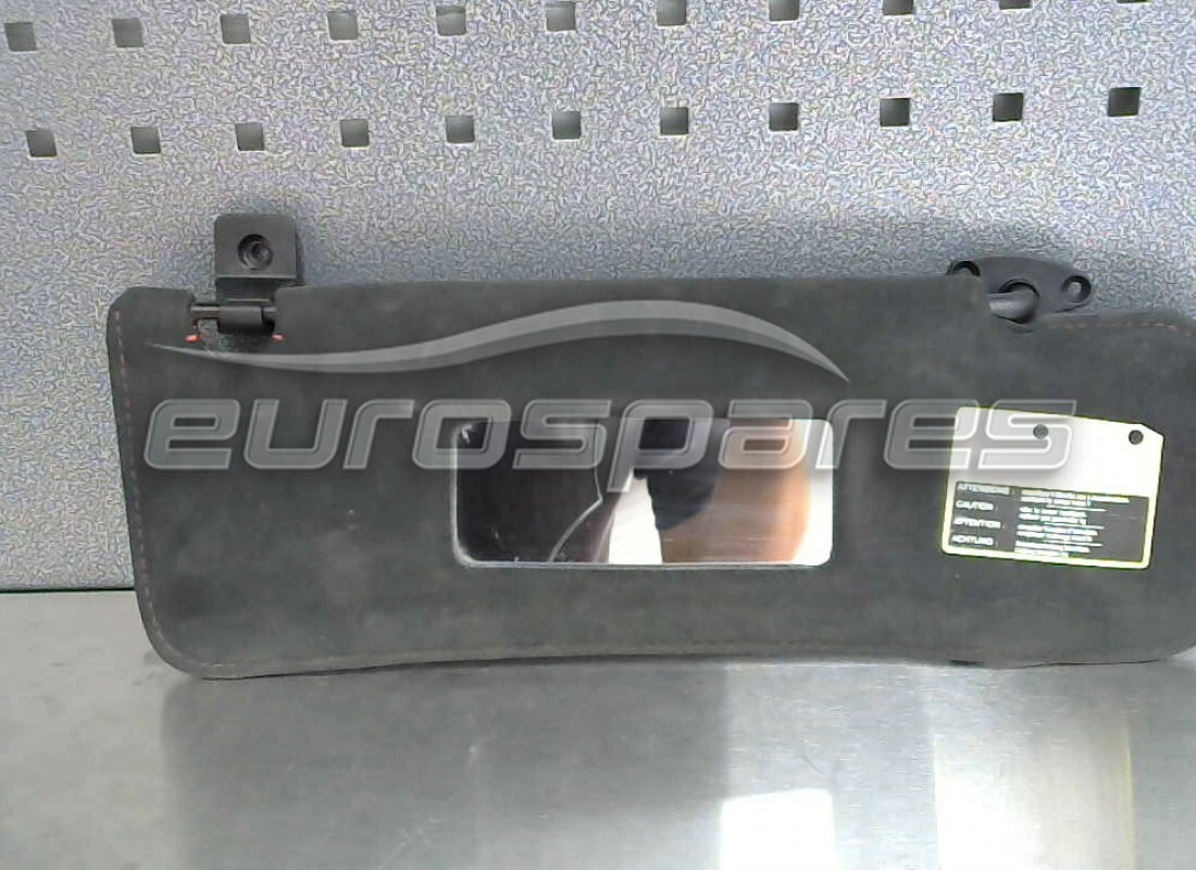 GEBRAUCHTE Ferrari RECHTE SONNENBLENDE. TEILENUMMER 829162.. (1)