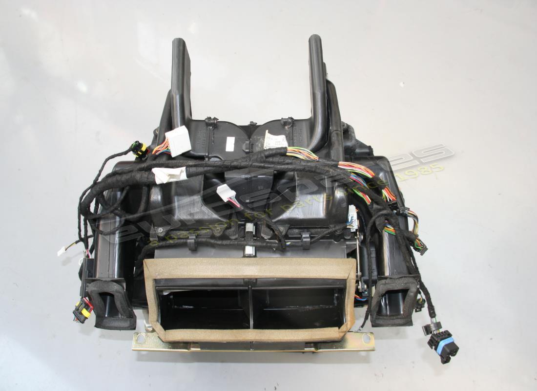 GEBRAUCHTE Maserati KLIMAANLAGE. TEILENUMMER 385510005 (1)