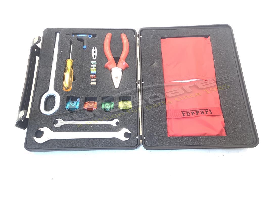 neues ferrari werkzeugsatz vollständig. teilenummer 215273 (1)