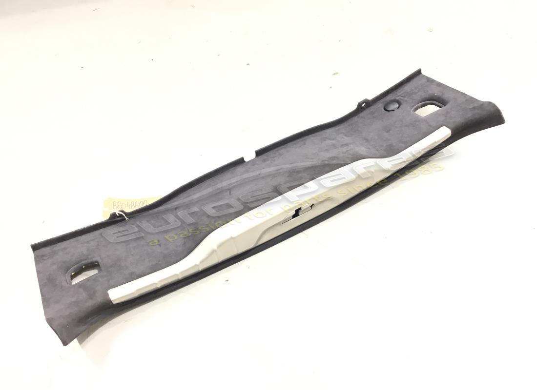 VERWENDET Ferrari RIVEST.BATTIVALIGIA ALCANTAR . TEILENUMMER 88048600 (1)