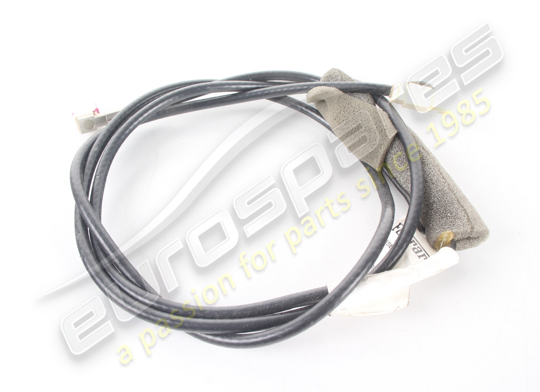 gebrauchtes ferrari am/fm-kabel für das armaturenbrett. teilenummer 266556 (2)