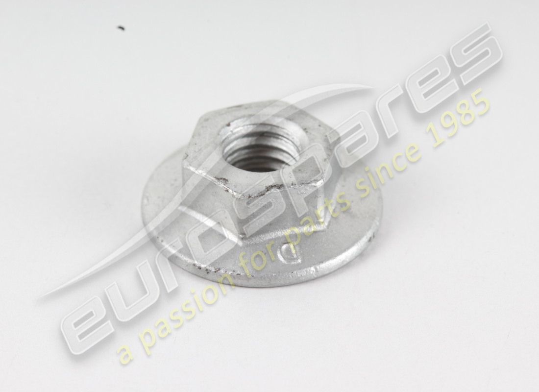 neue ferrari mutter. teilenummer 13046124 (1)
