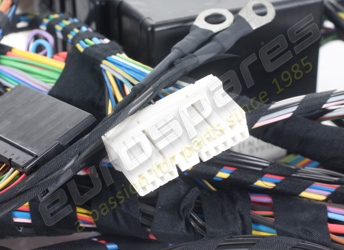 NEUE FERRARI LINKE RÜCKWÄRTS-TUNNELKABEL. TEILENUMMER 177914 (3) neue ferrari linke rückwärts-tunnelkabel. teilenummer 177914 (3)