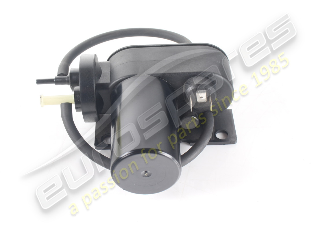 gebrauchte maserati vakuumpumpe. teilenummer 325520172 (4)