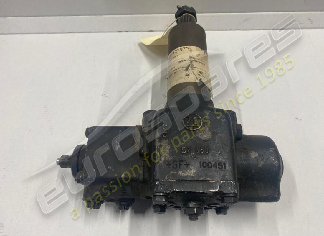 neu ferrari lenkgehäuse rhd teilenummer 127970 (1)