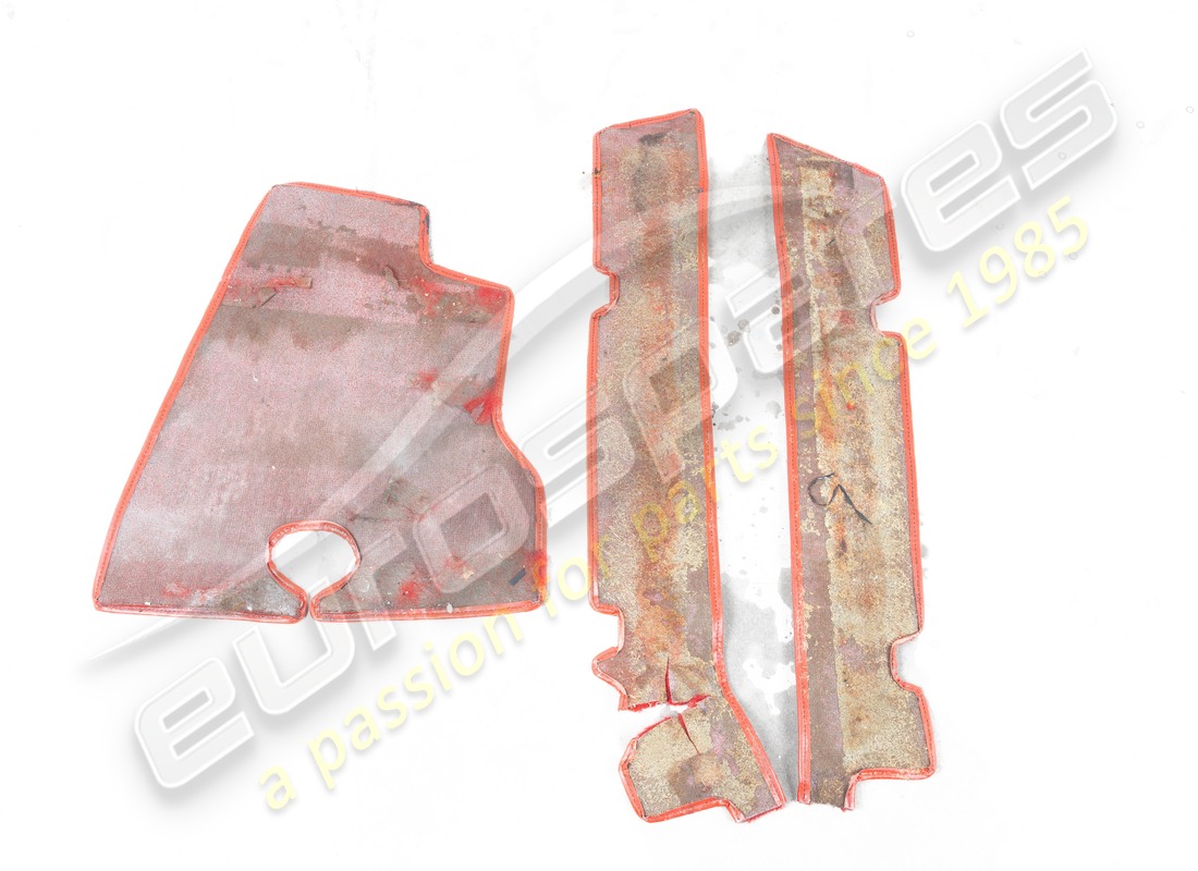 gebrauchter ferrari teppichsatz vorne links und rechts. teilenummer 95999641a (17)