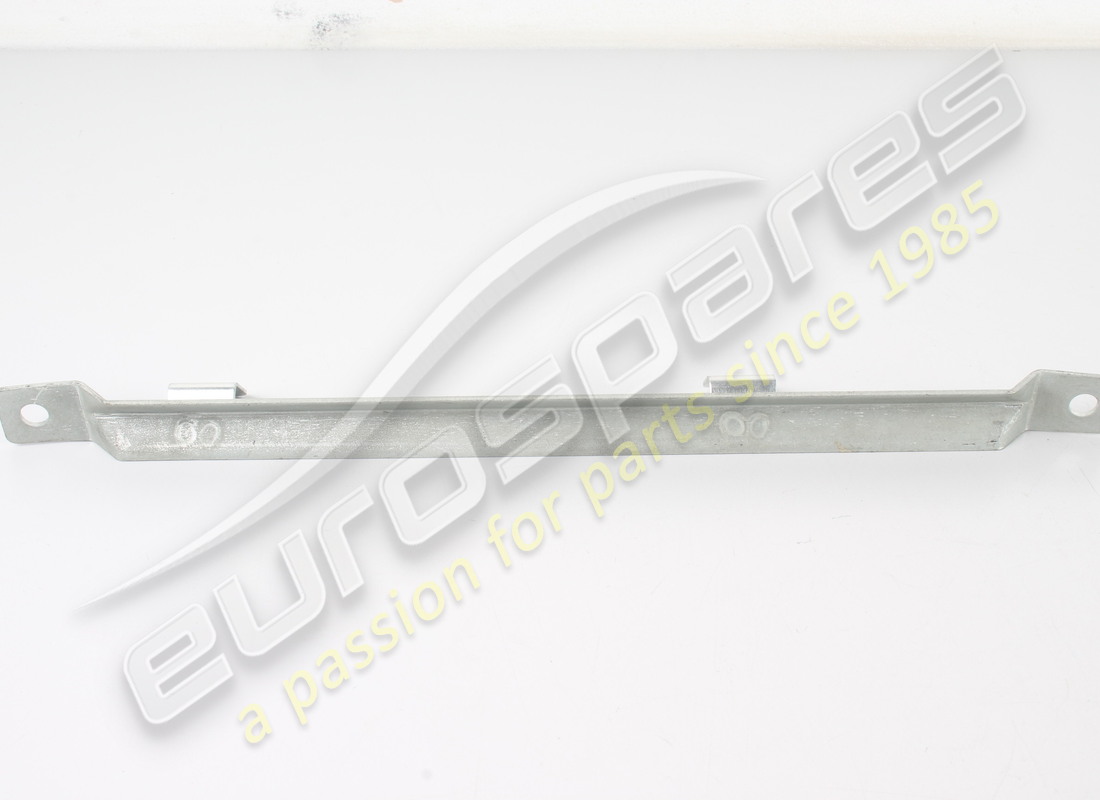 neue ferrari-halterung. teilenummer 217834 (1)