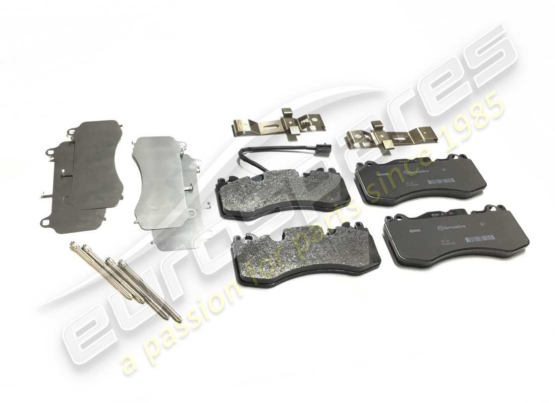 neuer maserati vorderrad-bremsbeläge-satz. teilenummer 673012038 (1)