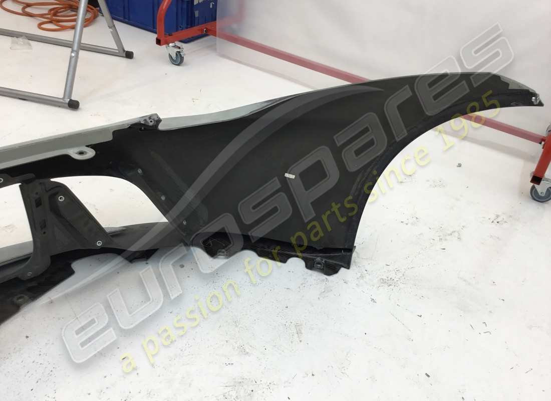 neuer ferrari kompletter frontstoßstange. teilenummer 85514210 (7)